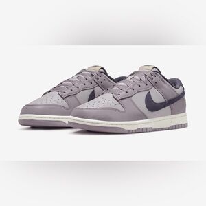 Nike Dunk Low Retro SE Light Violet Ore/Platinum Violet/Dark Raisin. 13